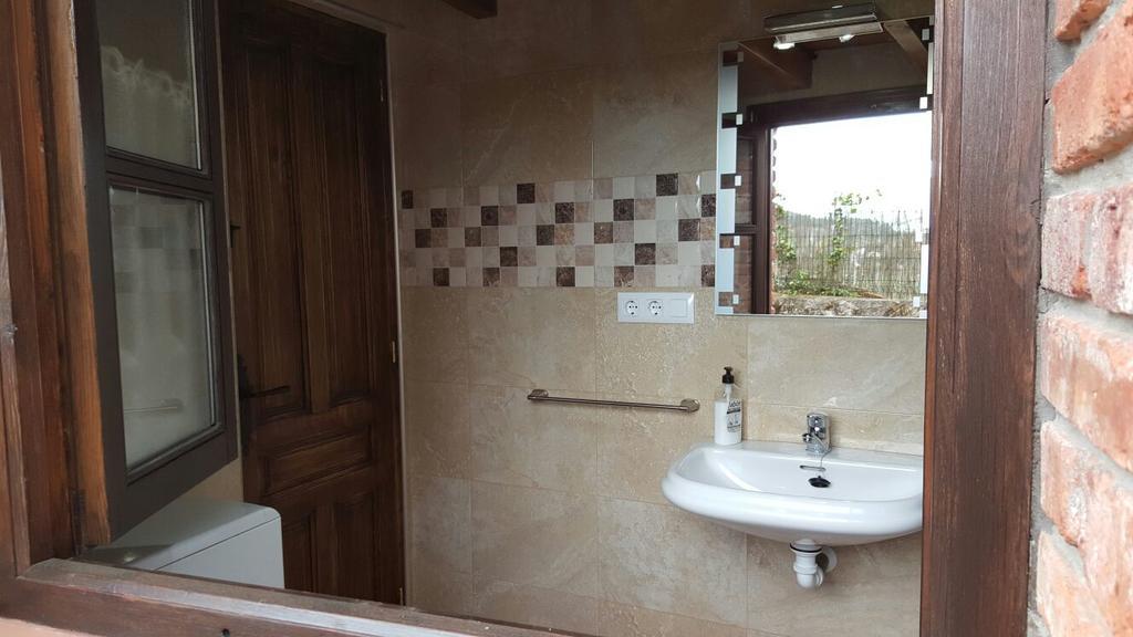 Vivienda Vacacional El Navariegu 1 Villanueva de Pria Bagian luar foto